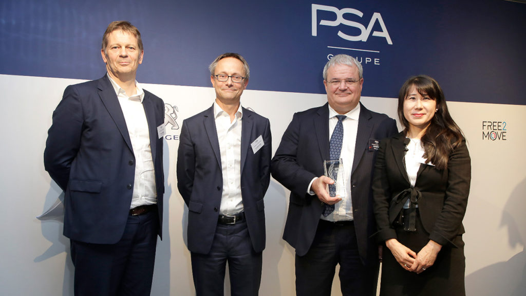 6月13日，在巴黎附近的吕埃尔-马尔迈松（Rueil-Malmaison）举行的2019年“供应商大奖”（Supplier Awards）颁奖典礼上，Novares集团荣获大客户标致雪铁龙集团颁发的计划管理奖。