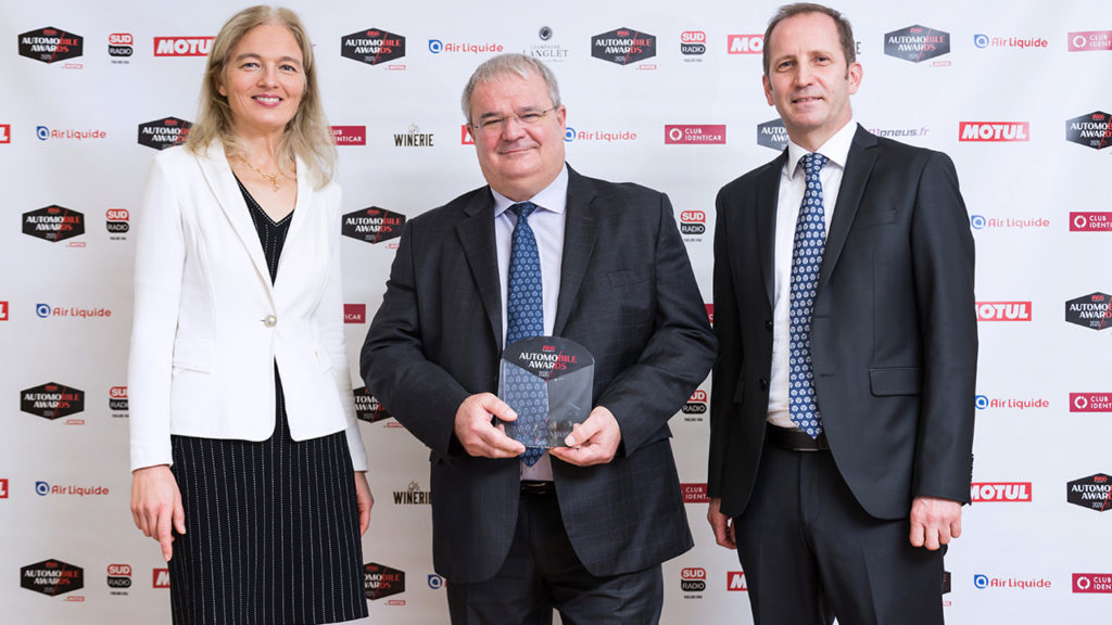 诺瓦瑞斯的轻质优价塑料燃料电池组，在摩特集团2020/21年“汽车大奖”（Automobile Awards）中荣获由法国液化空气集团颁发的一等奖。